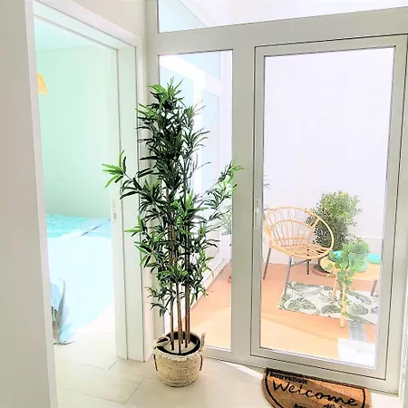 The Shore At Seaside Paradise - Cozy Patio On The Promenade *